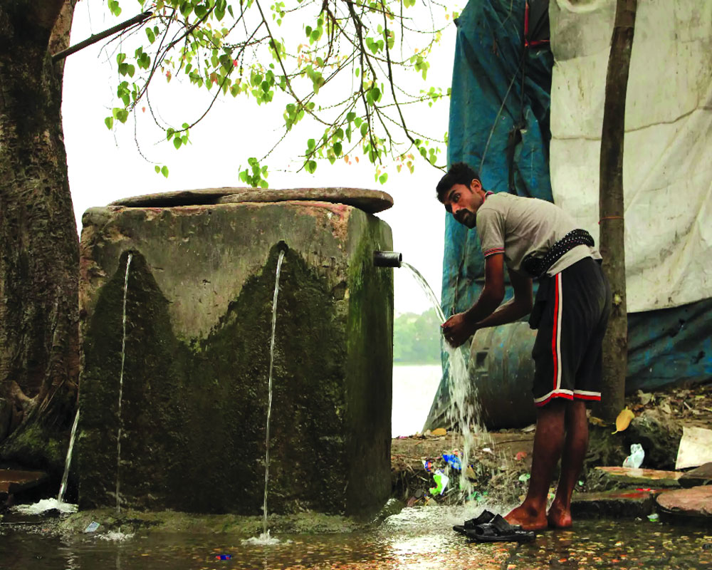 Reward & punishment to stop water misuse