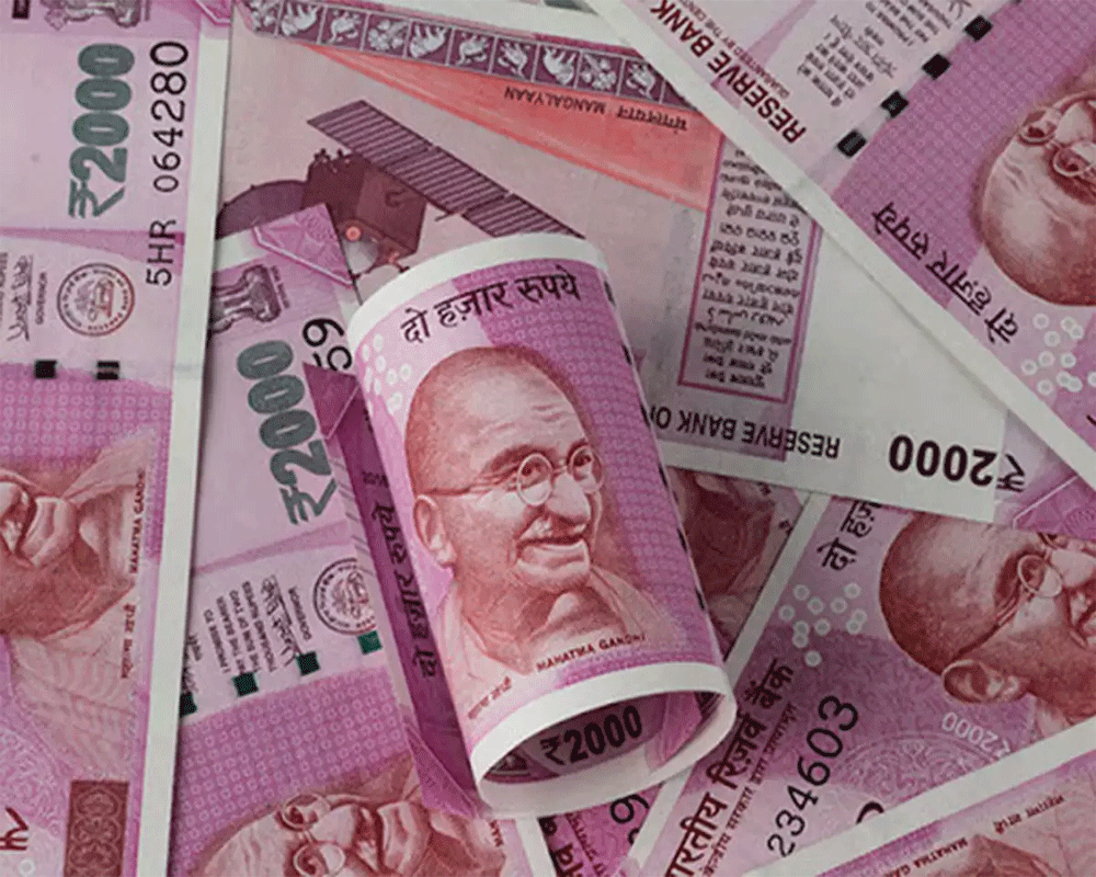 Rupee rises 26 paise to 69.40/USD in early trade ahead of Lok Sabha elections outcome