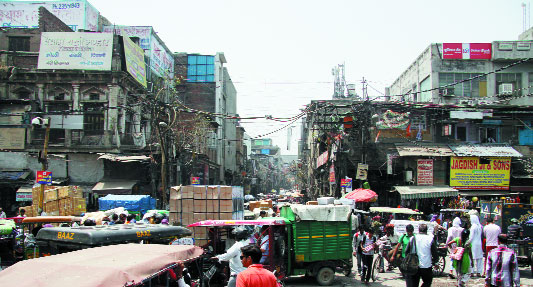 Sadar Bazaar lacks basic infrastructure