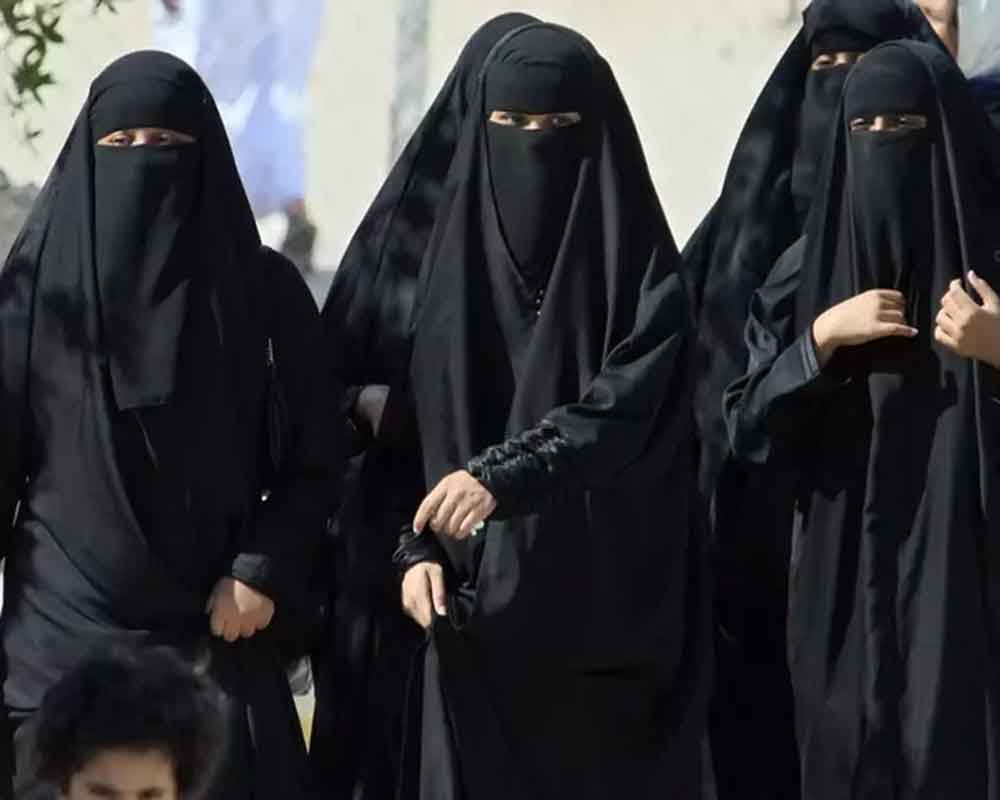 SC seeks response of Centre on plea for entry of Muslim women into mosques