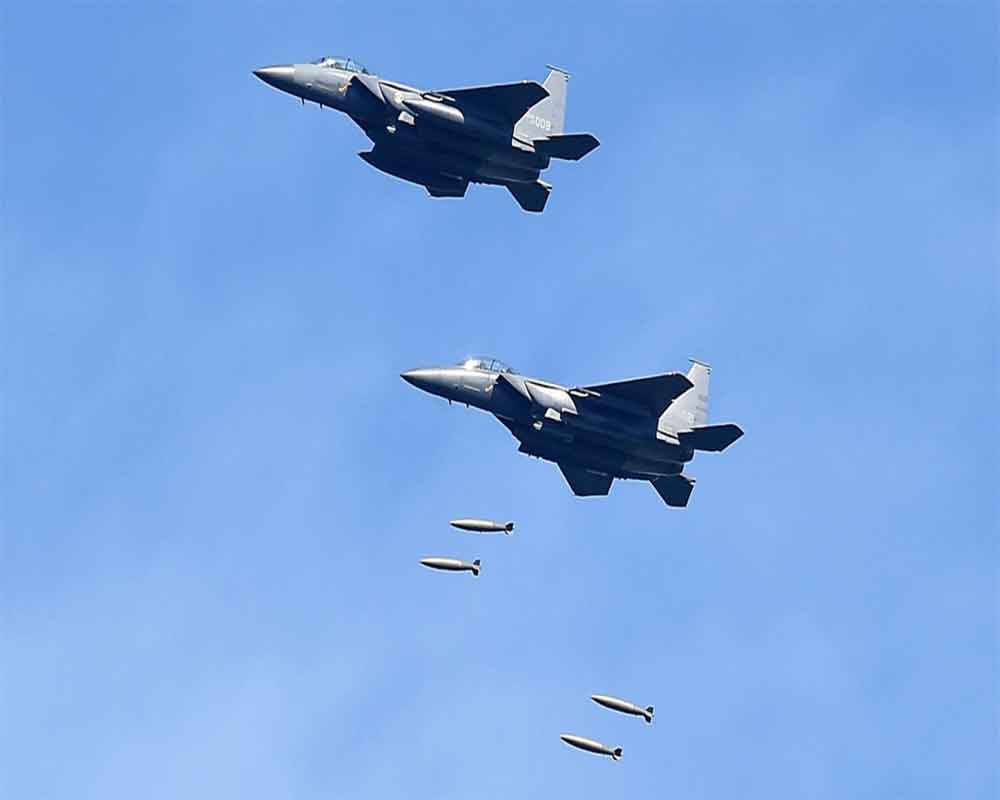 South Korea fires warning shots at Russia warplanes
