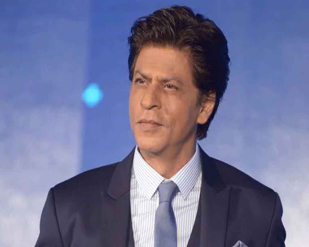 SRK saves Aishwarya Rai's manager from fire incident