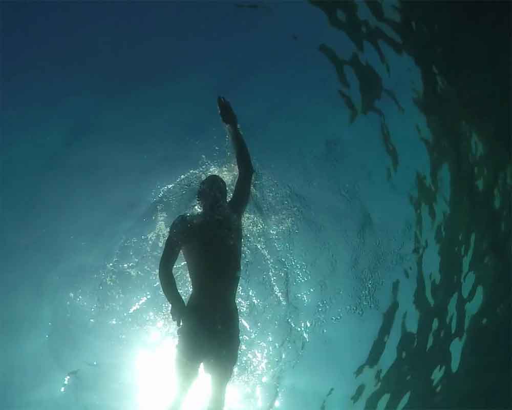 Swimming in ocean increases infection risk: Study