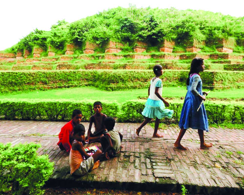 The Mystic pillars that unveiled a great king