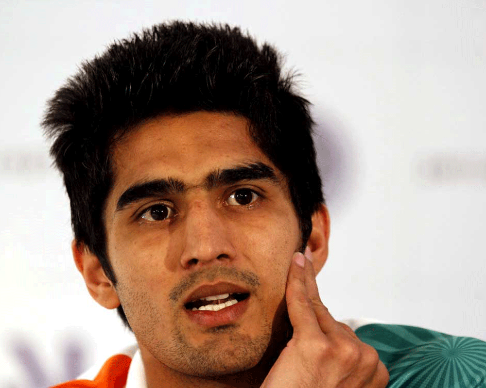 Vijender injured in training, US pro debut delayed