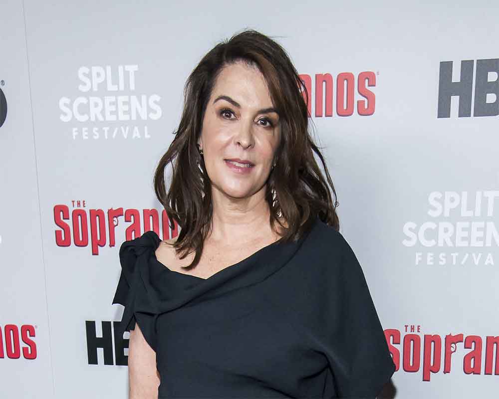 'Sopranos' actress Sciorra tells Weinstein trial: 'He raped me'