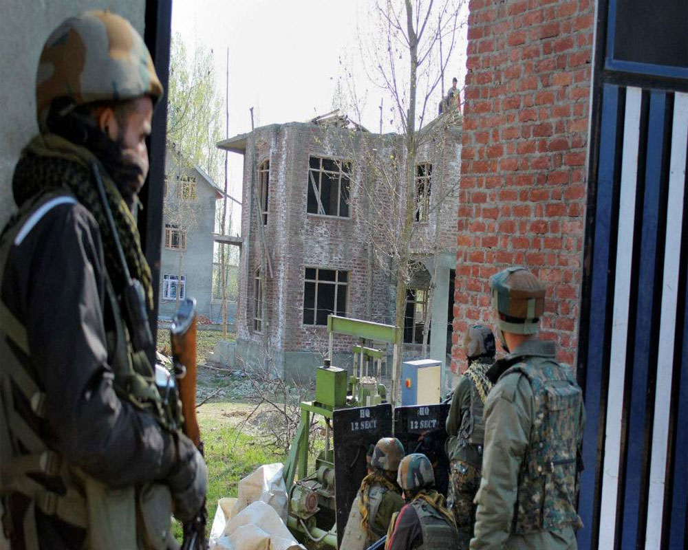 2 militants killed in encounter in J-K