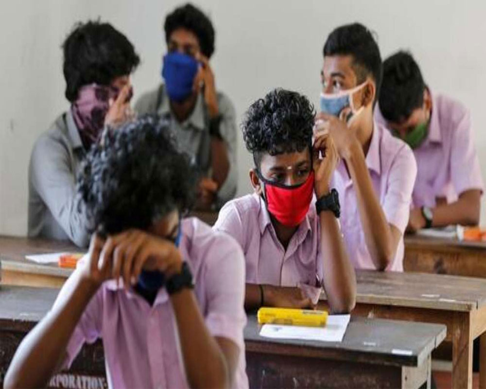 96 pc candidates appear for JEE-Advanced amid strict COVID-19 precautions