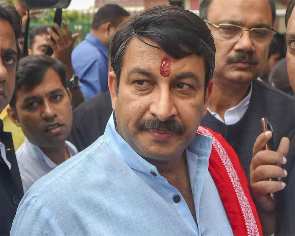 AAP, Kejriwal 'humiliating' Purvanchalis by mocking 'Rinkiya Ke Papa': Manoj Tiwari