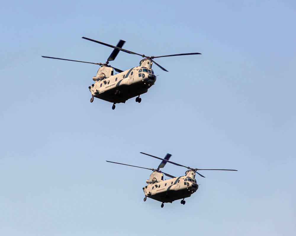 Chinook and Apache helicopters make debut on R-Day flypast