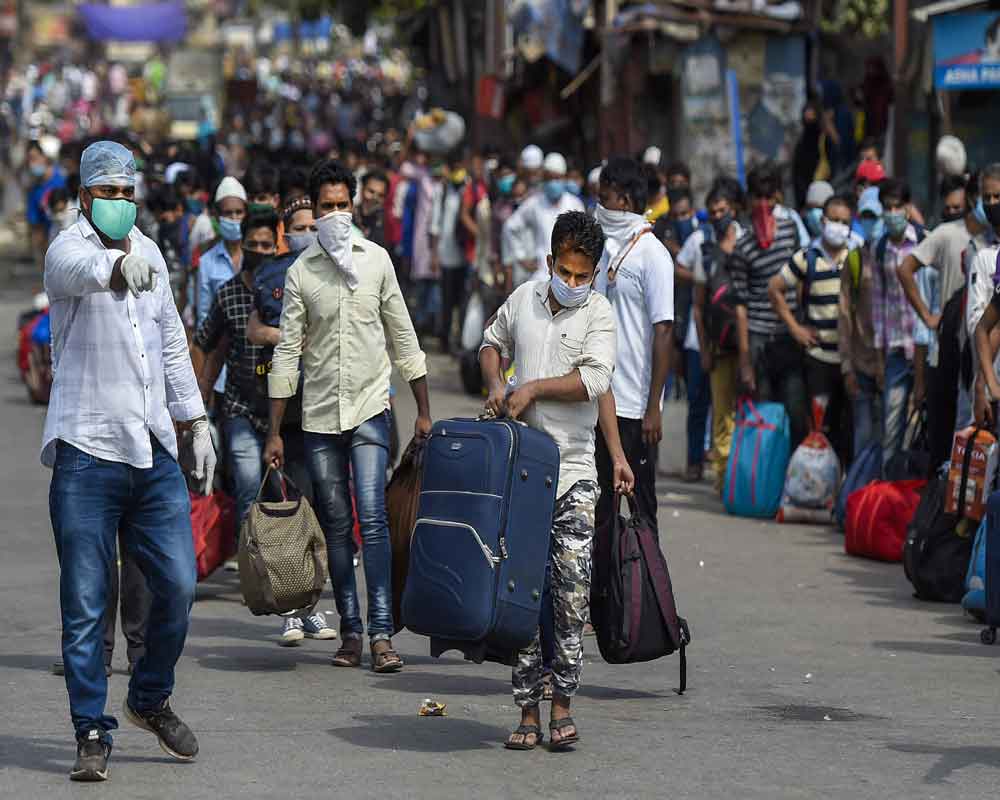 https://www.dailypioneer.com/uploads/2020/story/images/big/dharavi-slum-s-count-of-covid-19-cases-grows-by-18-to-1-639-2020-05-27.jpg