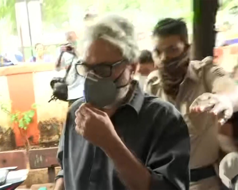 Director Bhansali reaches police station to record statement