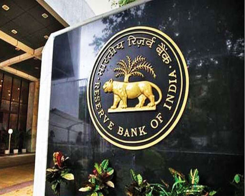 GDP likely to contract 9.5 pc in FY'21: RBI