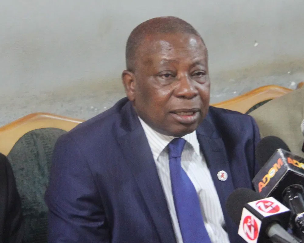 Ghana's health minister contracts COVID-19