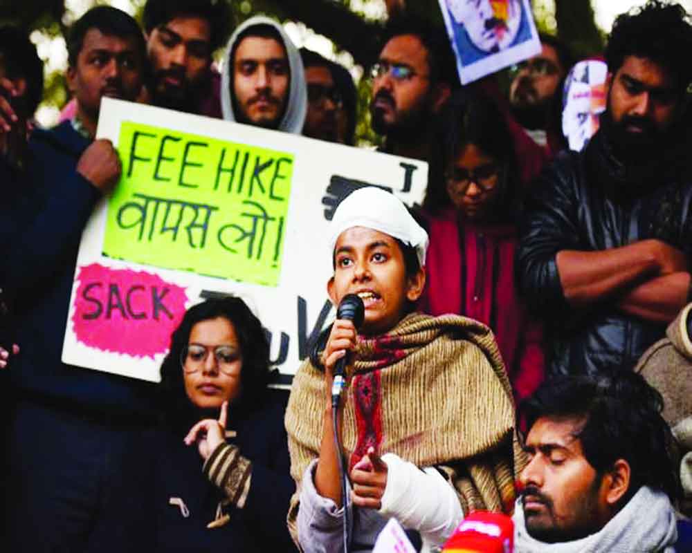 HC asks students to enroll at old fee, seeks JNU reply on challenge to hostel hike