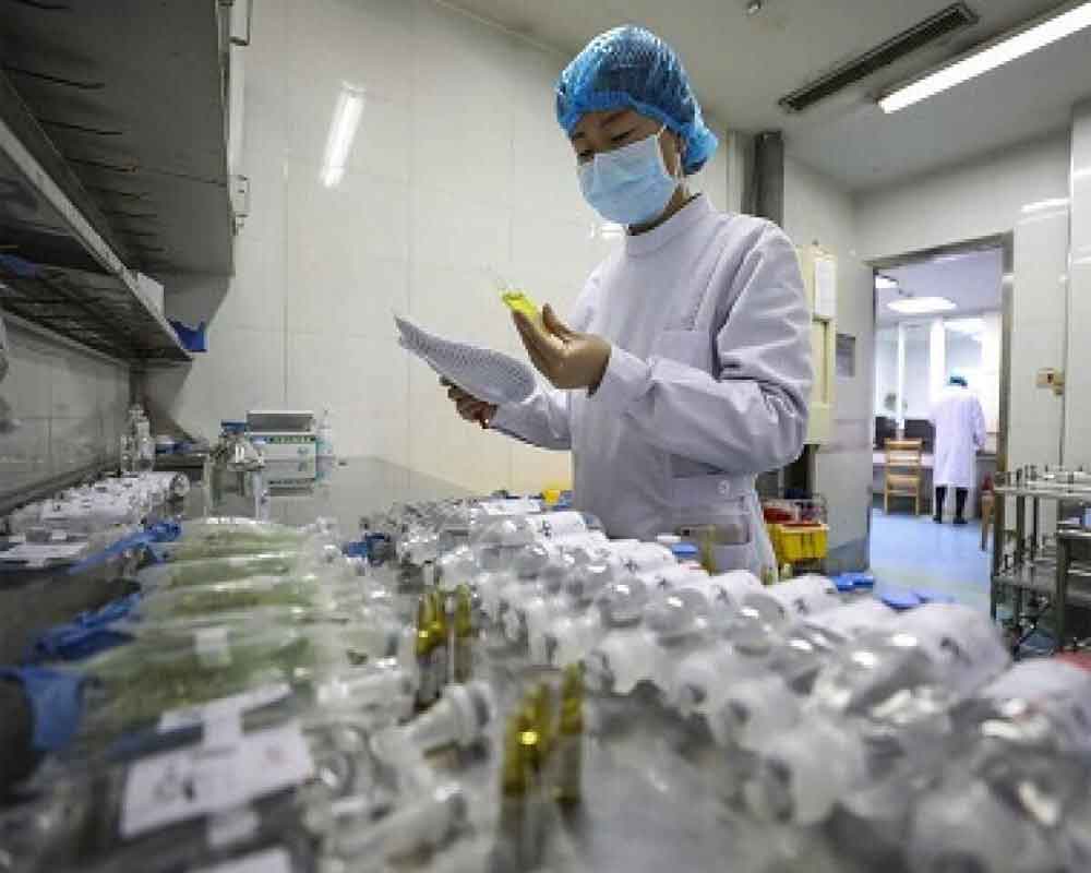 Iran reports one death among 10 new coronavirus cases