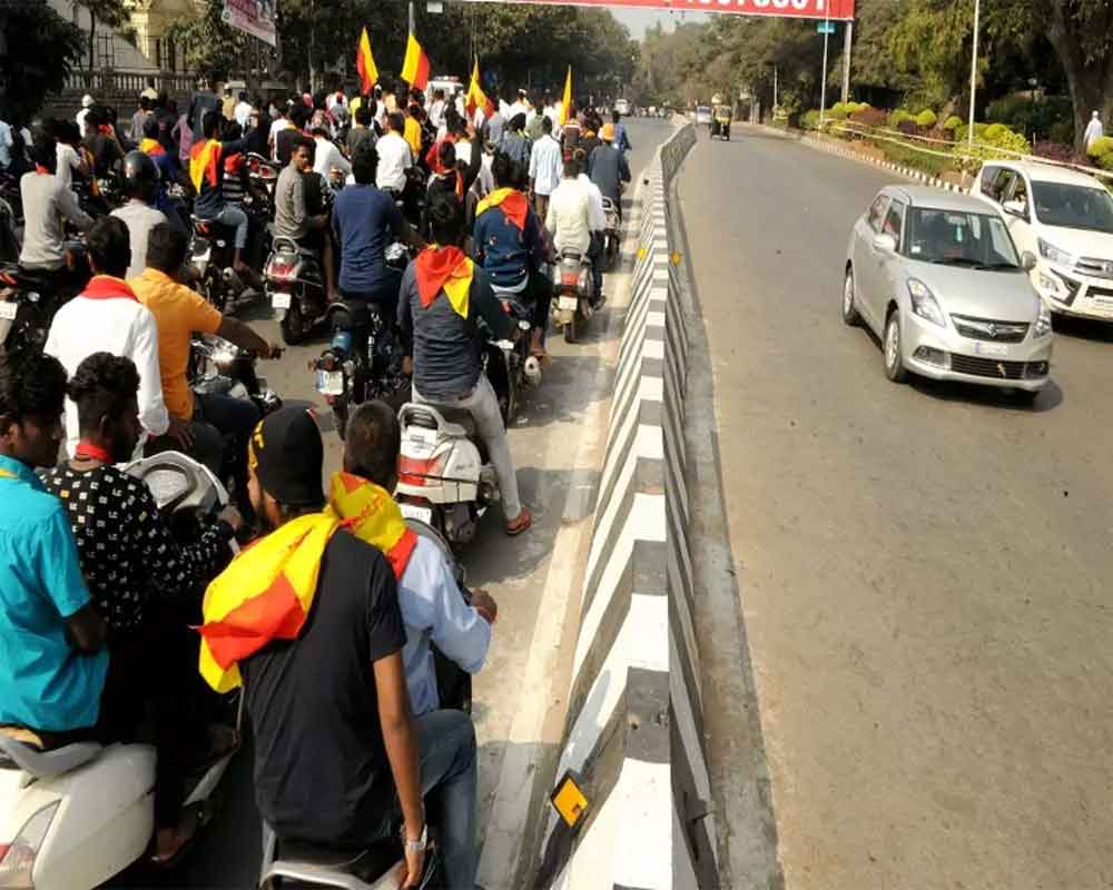 Karnataka shutdown for jobs to Kannadigas begins