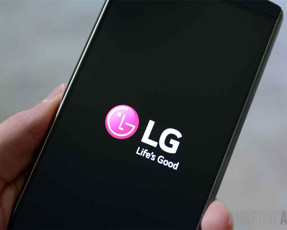 LG to launch rotating-screen phone in S Korea on Oct 6