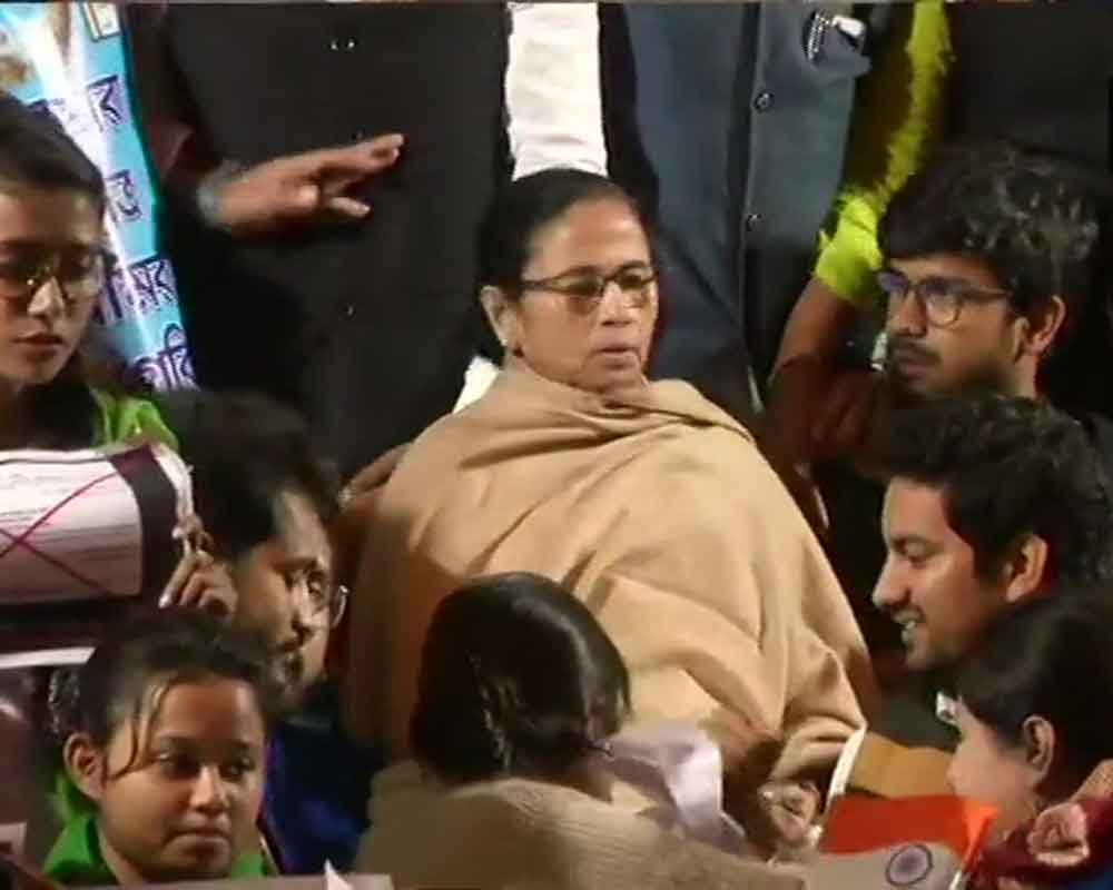 Mamata joins TMC dharna against CAA after meeting PM