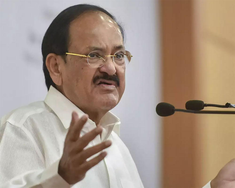 Nation will never forget sacrifices made by police personnel in line of duty: Naidu