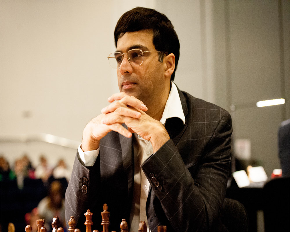 Nepomniachtchi inflicts another defeat on Anand in Legends of Chess tourney