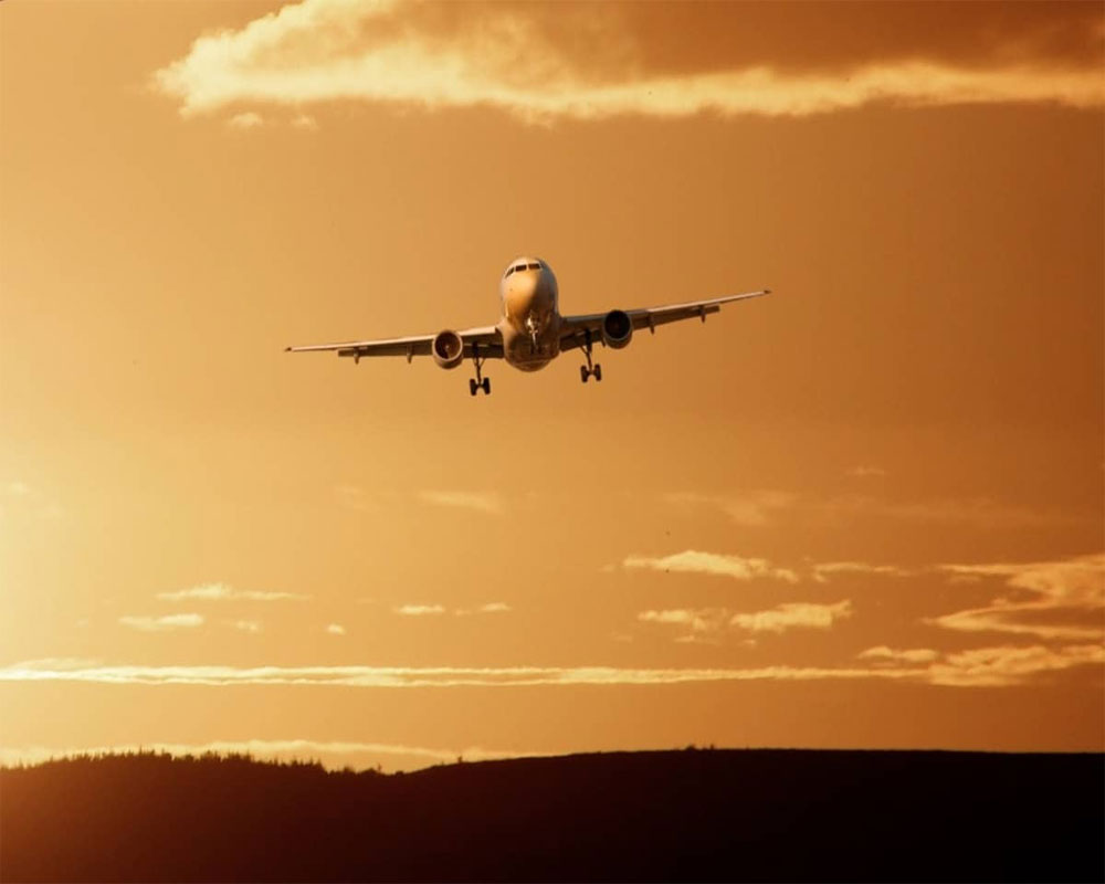 Pak suspends domestic flights as coronavirus cases cross 1,000