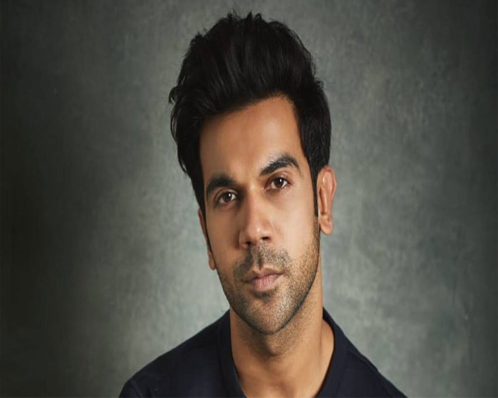 After 'Gold', Mouni Roy To Romance Rajkummar Rao in 'Made In China' -  Hollywood News - IndiaGlitz.com