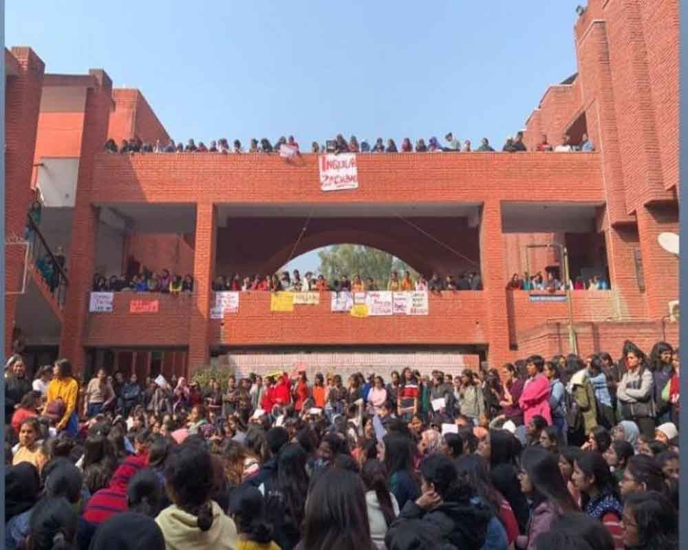 SC refuses PIL seeking CBI probe into 'molestation' of Gargi students, asks petitioner to move HC