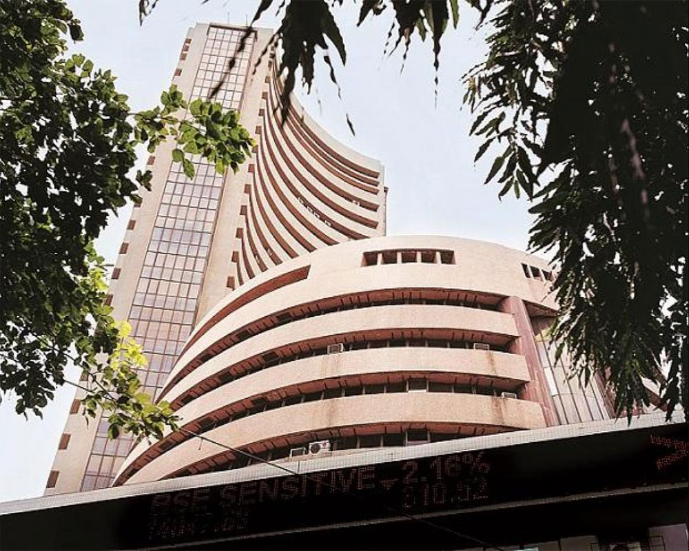Sensex snaps 3-day rally, ends 131 pts lower on recession fears