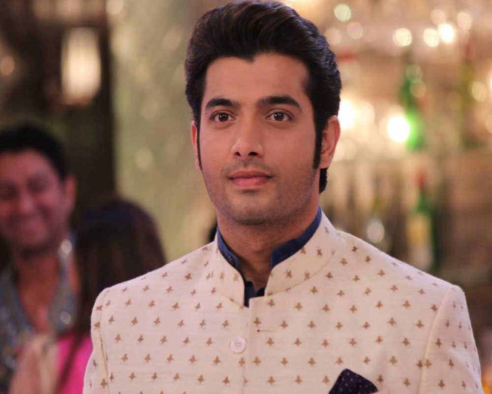 Sharad Malhotra recites a poem about starting again