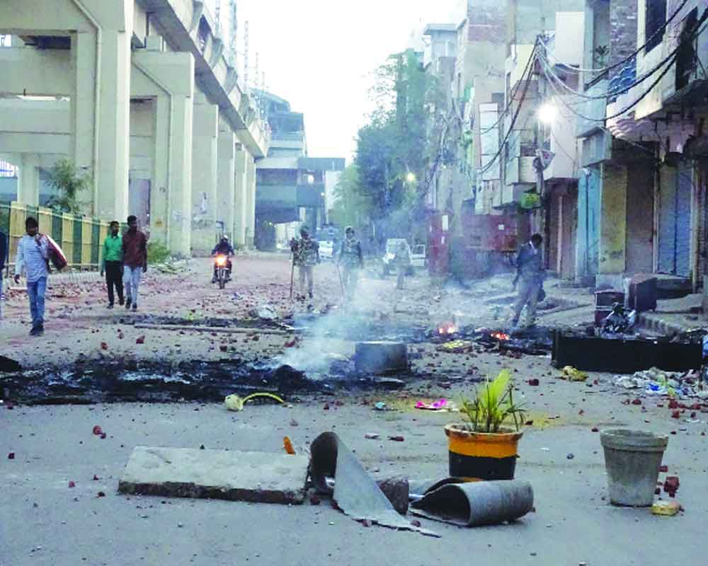 Shoot at sight in NE Delhi!