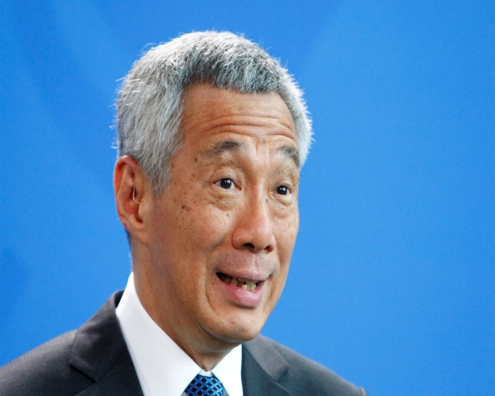 Singapore PM announces 'decisive move' to fight COVID-19; closes most workplaces