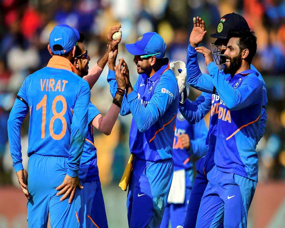 Smith makes hundred as Australia set India 287-run target to win series