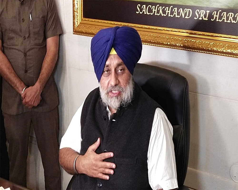Sukhbir urges President not to sign farm Bills