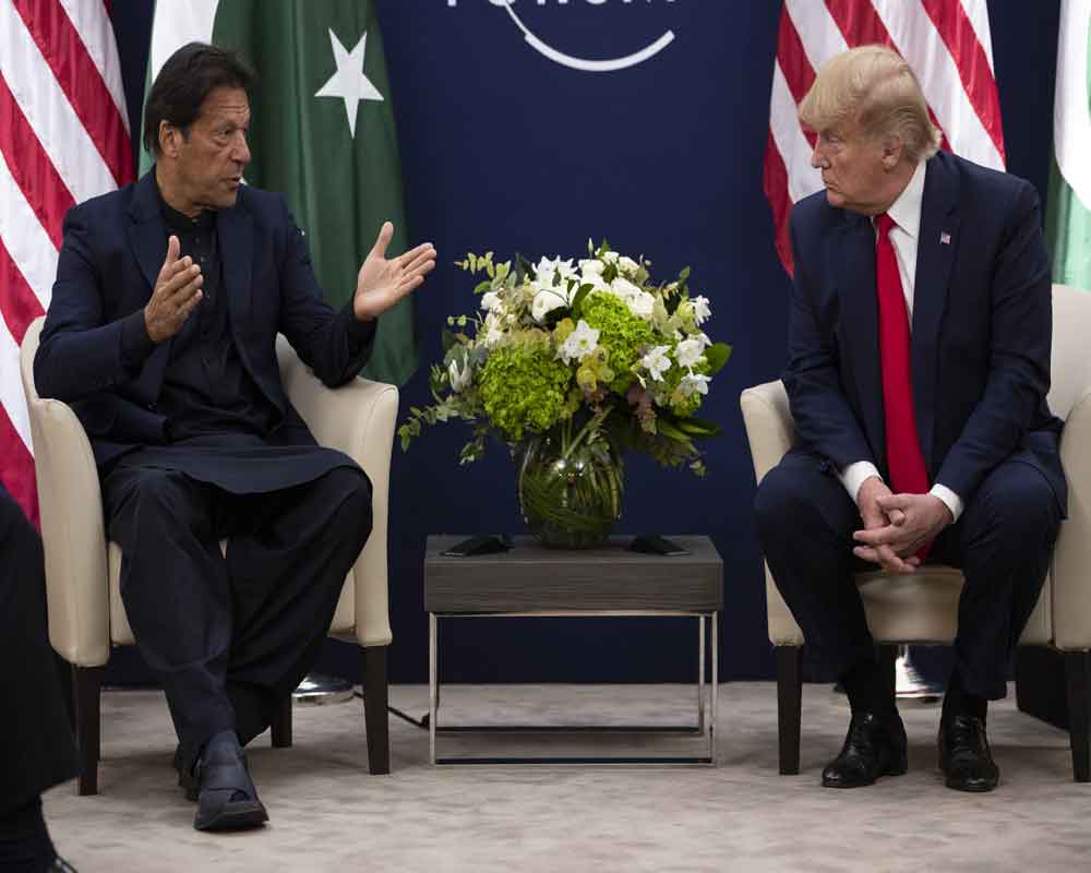 Trump again offers to 'help' resolve Kashmir issue, meets Pak PM Imran in Davos