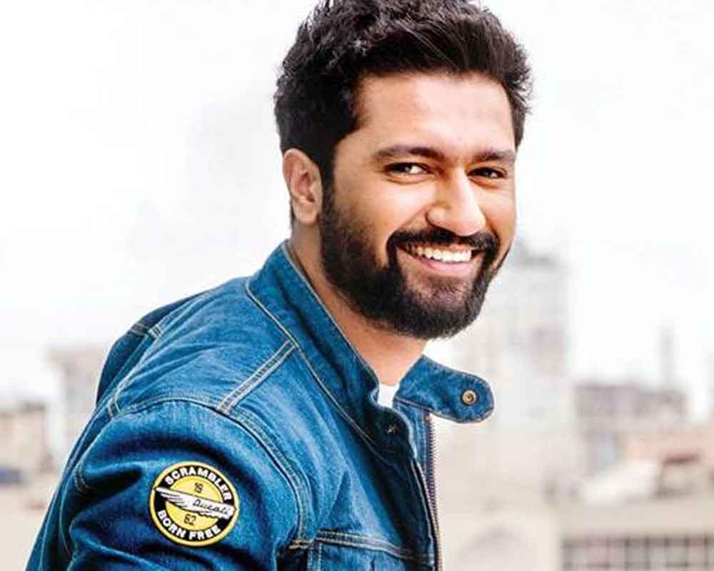 Vicky Kaushal shares glimpse of last working day in 2020