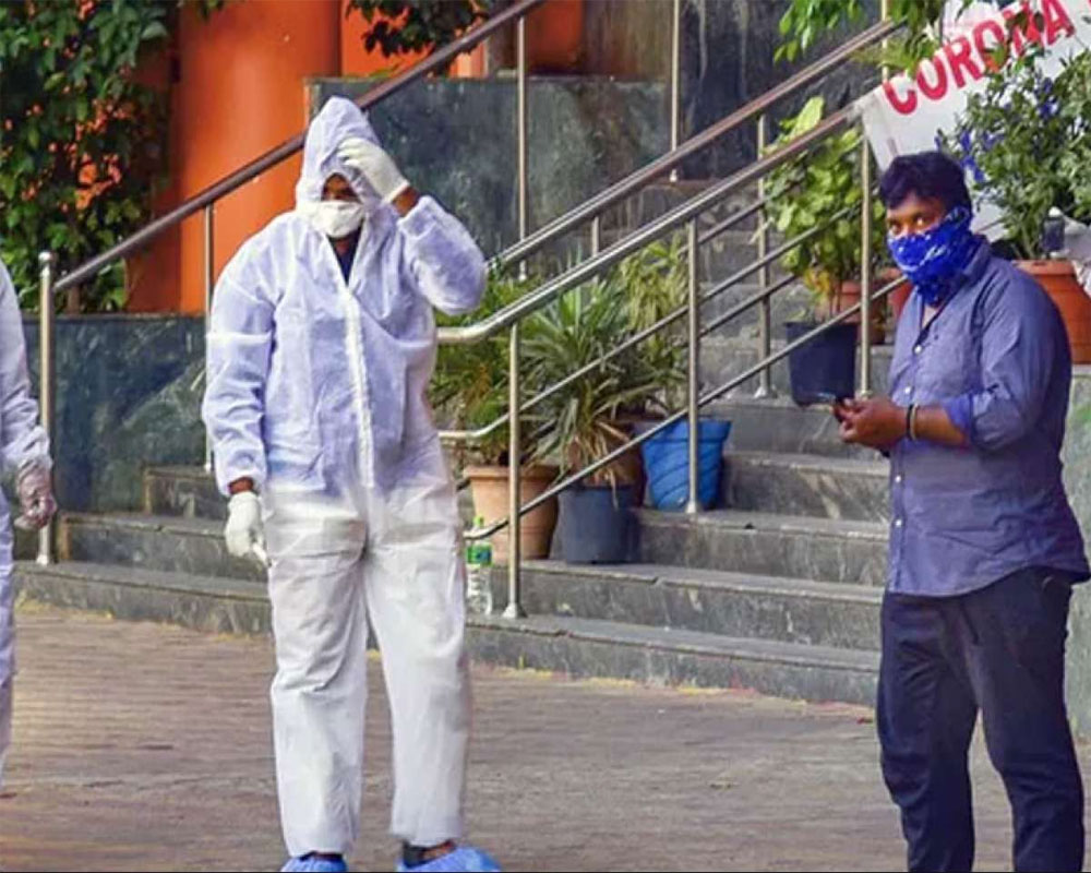 Woman with no history of foreign travel tests positive for COVID-19 in Noida