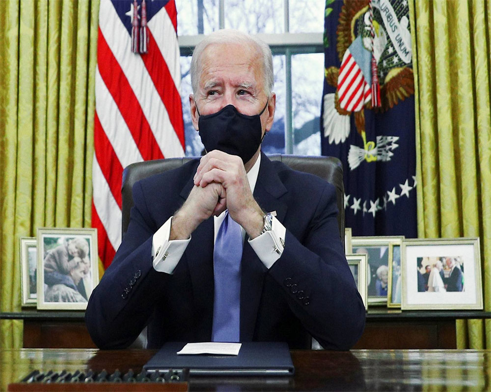 Biden says he's 'bringing back the pros' for virus briefings