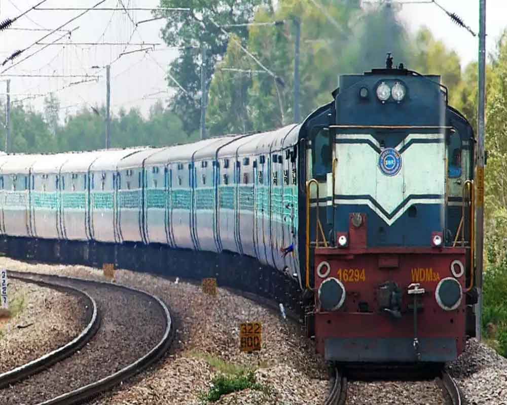 Delivered 7,900 tonnes of medical oxygen to 12 states so far: Railways
