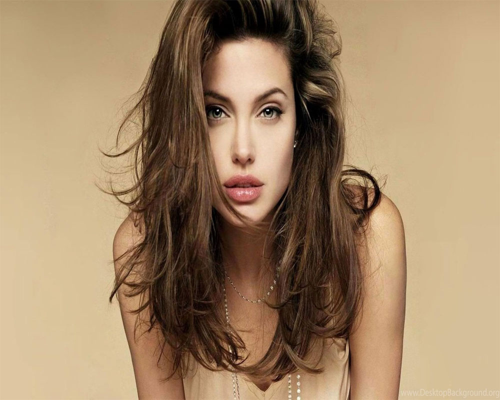 I don't strive to be balanced and perfect: Angelina Jolie