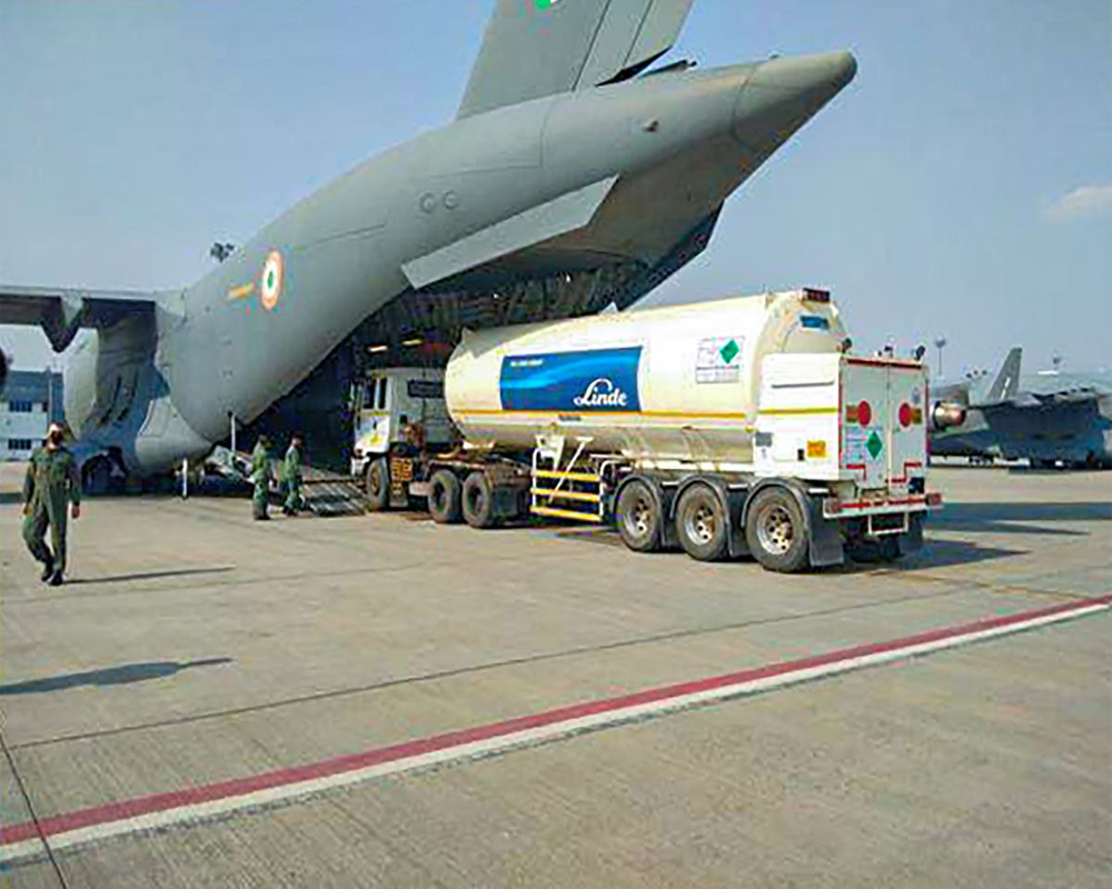 IAF airlifts empty oxygen containers to filling stations across India