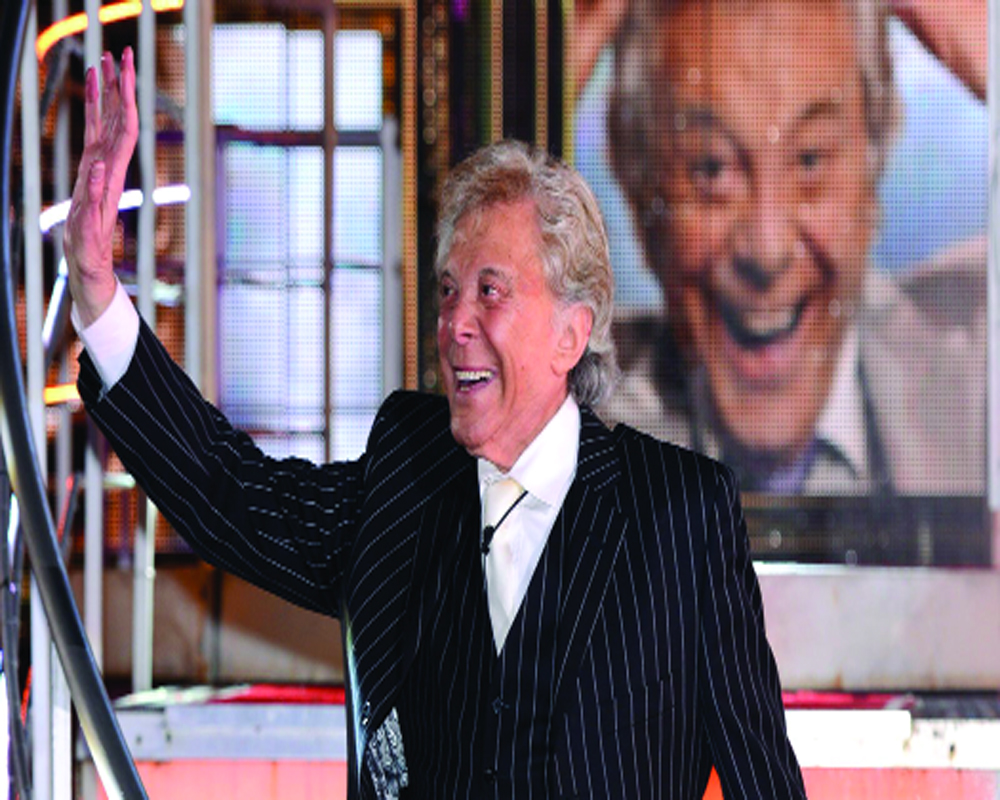 In the memory of an enthusiastic entertainer