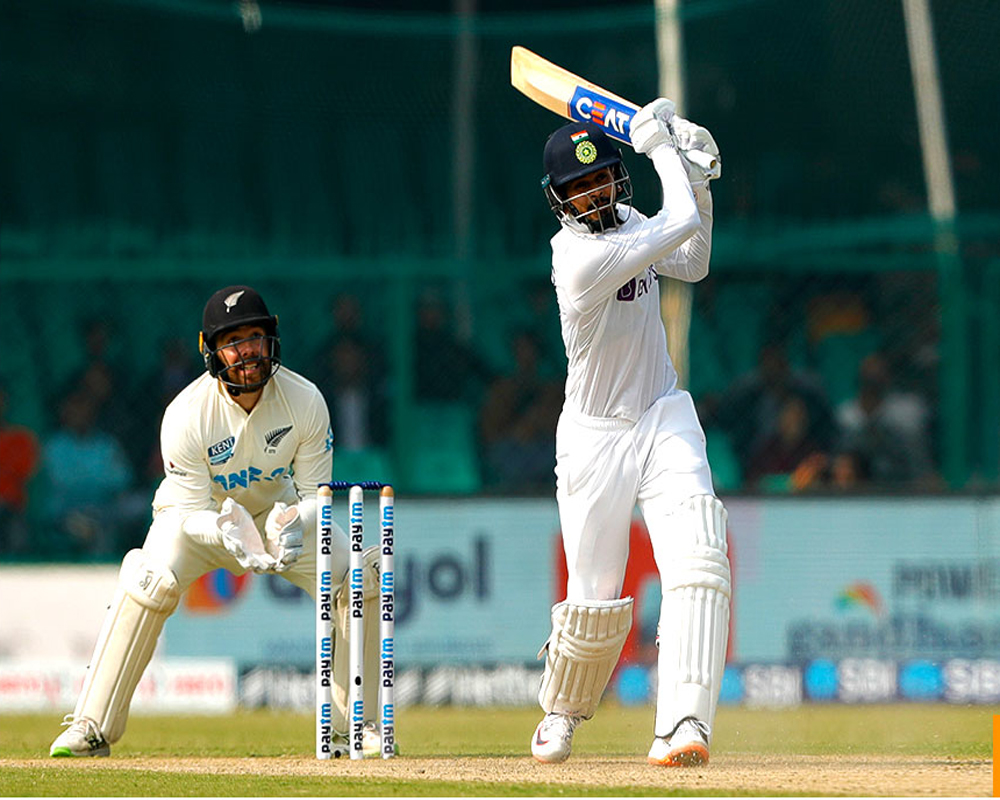 India lose three wickets in afternoon session to reach 154/4 at tea