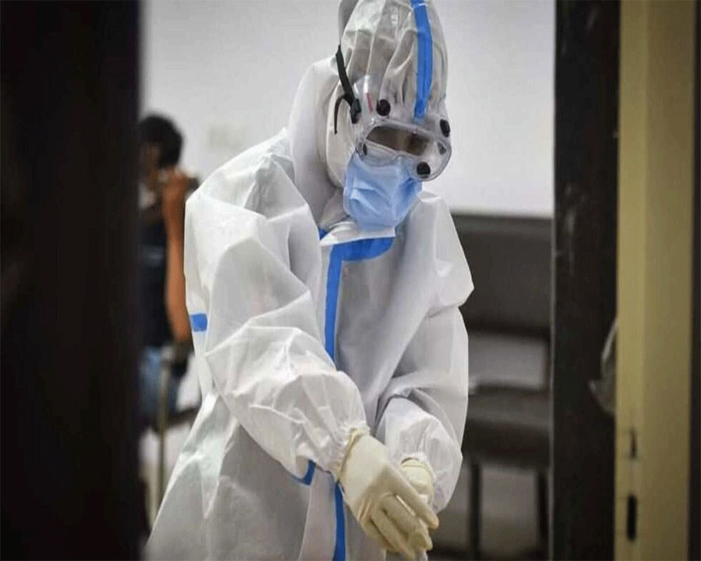 India records 42,618 Covid cases, 330 deaths in a day; weekly positivity rate 2.63 pc