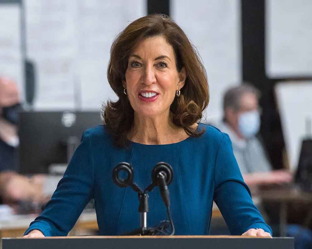 Kathy Hochul becomes New York's first female governor