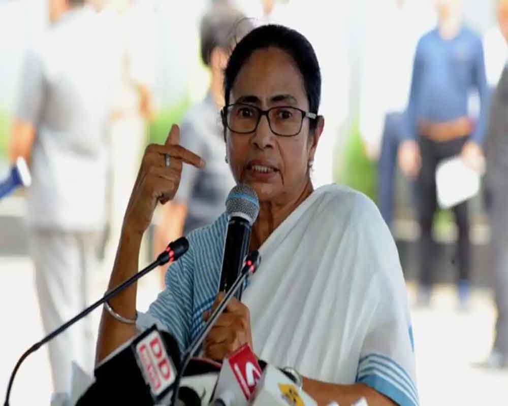 Mamata directs officials to prepare for cyclone amid warning