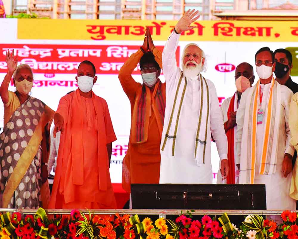 Modi praises Yogi’s development efforts