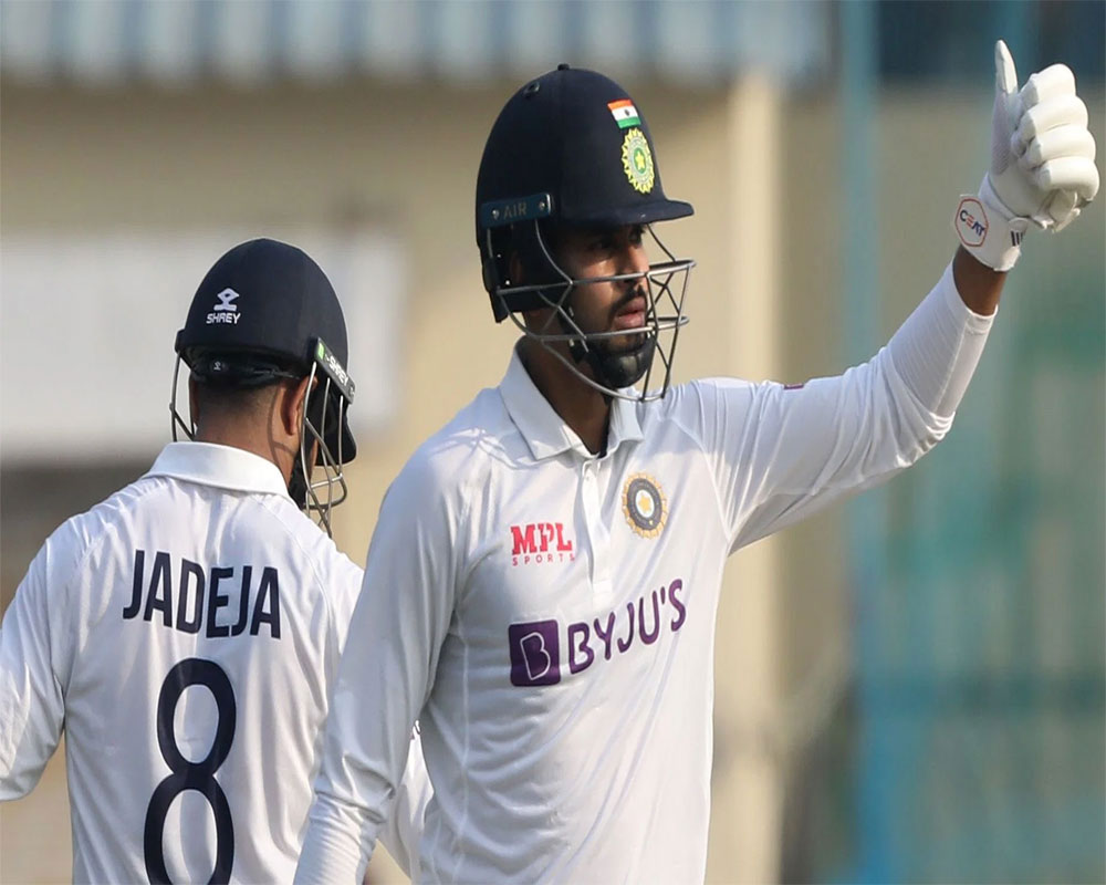 On debut, Iyer shows the way as India score 258/4