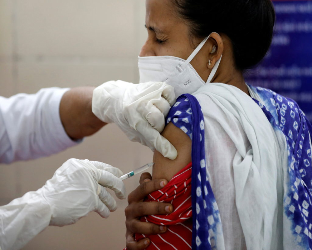 Over 33 Cr Covid vaccine doses administered in country: Govt