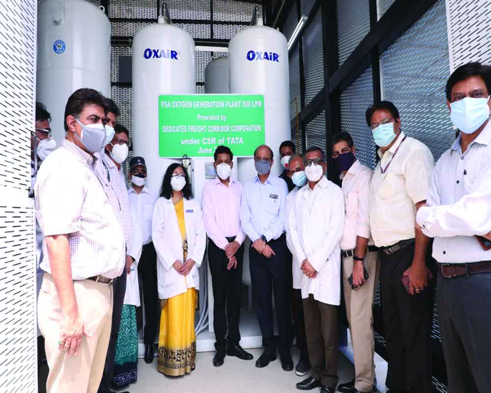Oxygen plant inaugurated at Northern Railway Central Hospital